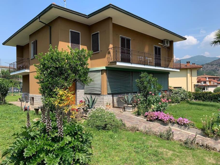 Casa Vacanze Mari, Paratico Esterno foto